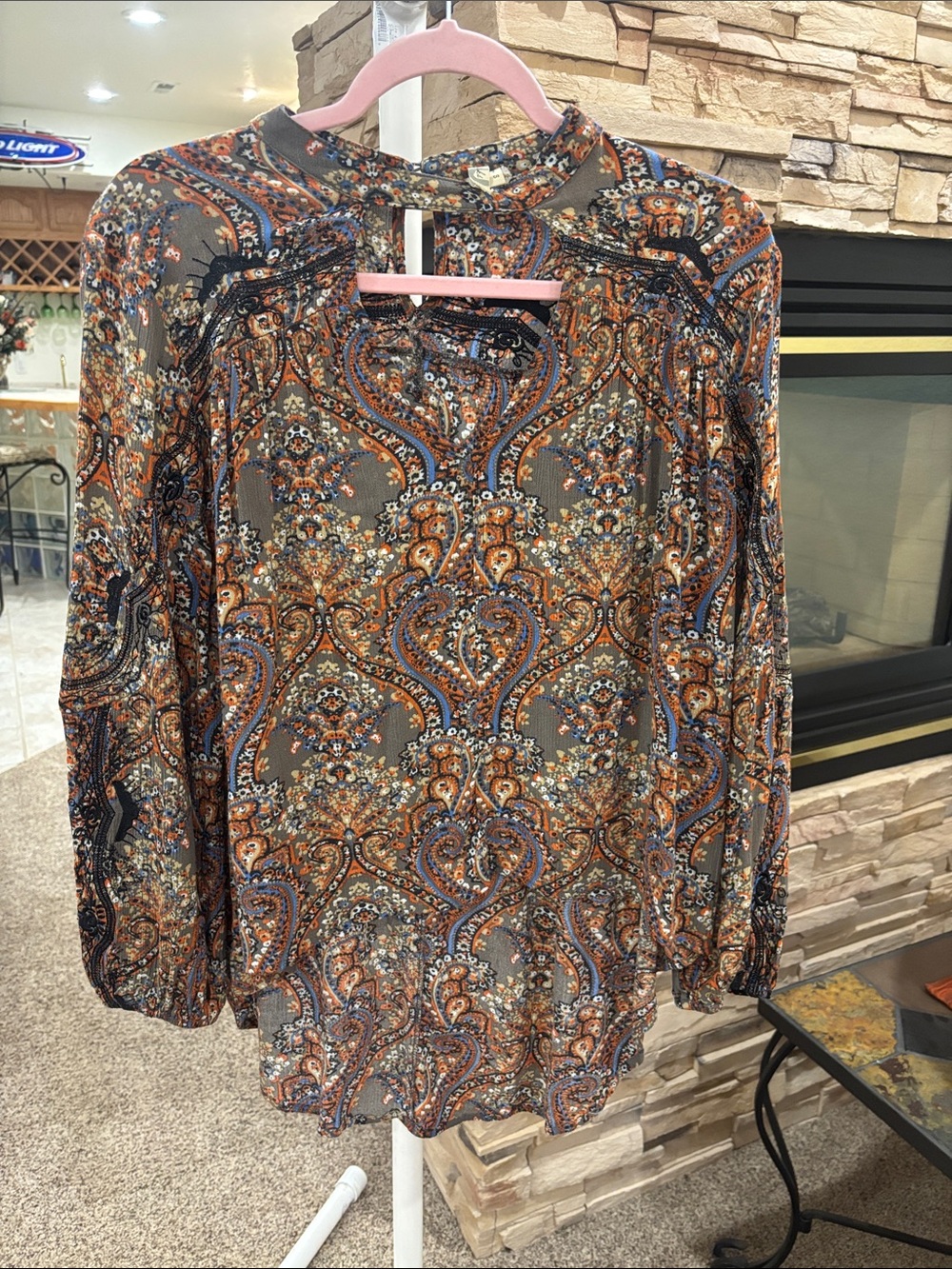 Gimmicks by BKE Paisley Long-Sleeve Top in Gray and Brown